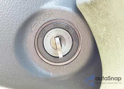 2010 Toyota Camry из США, поврежденный, VIN 4T1BF3EK2AU095878